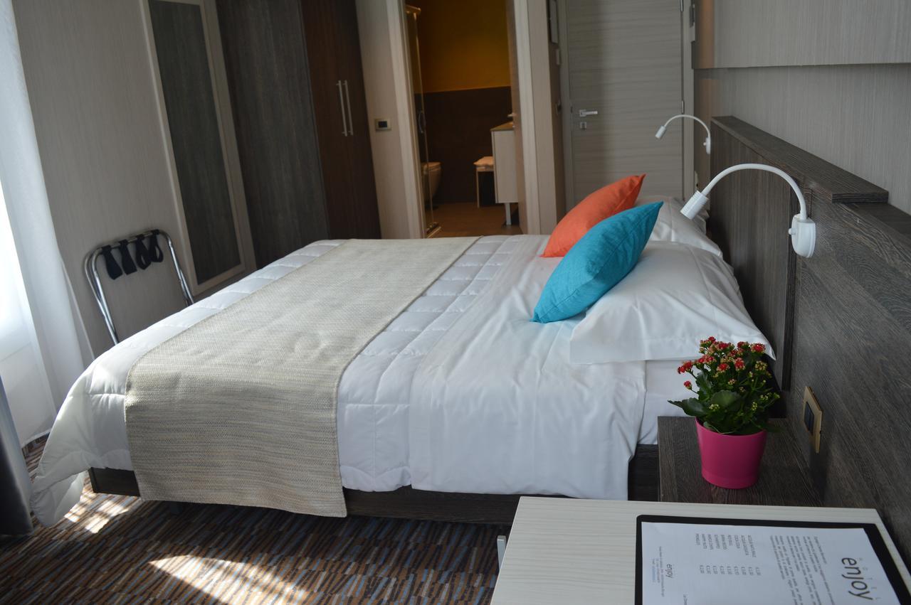Hotel Enjoy Polesella Экстерьер фото